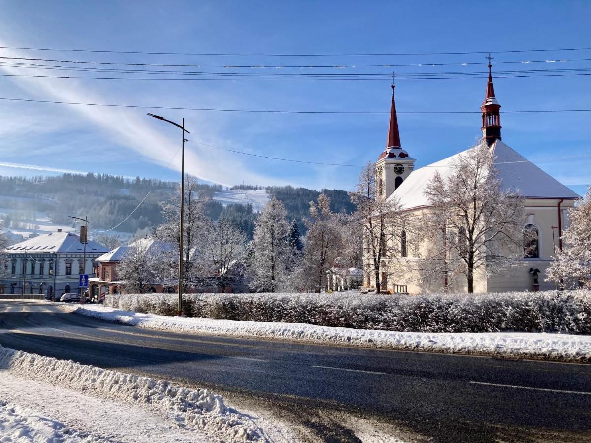 Penzion Breuer Hotel Jablonec nad Jizerou Exterior foto